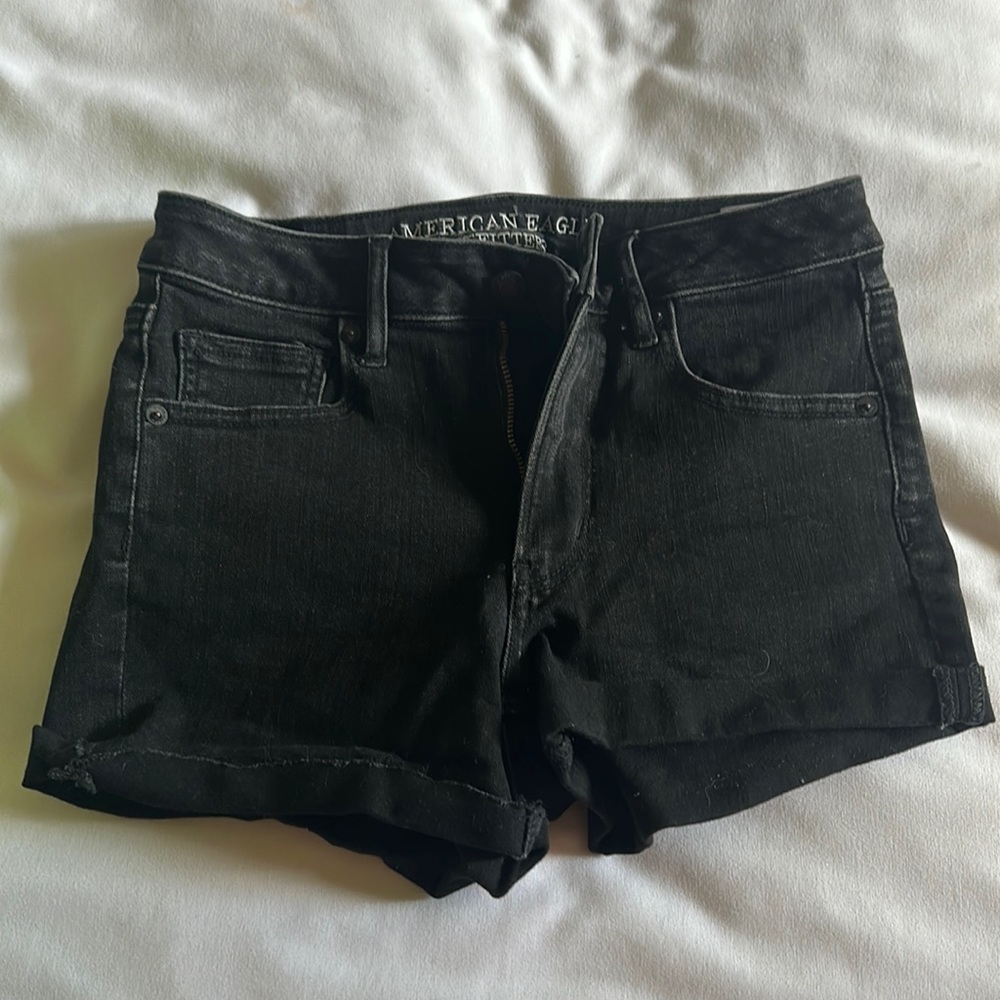 American eagle black jean shorts size US 4